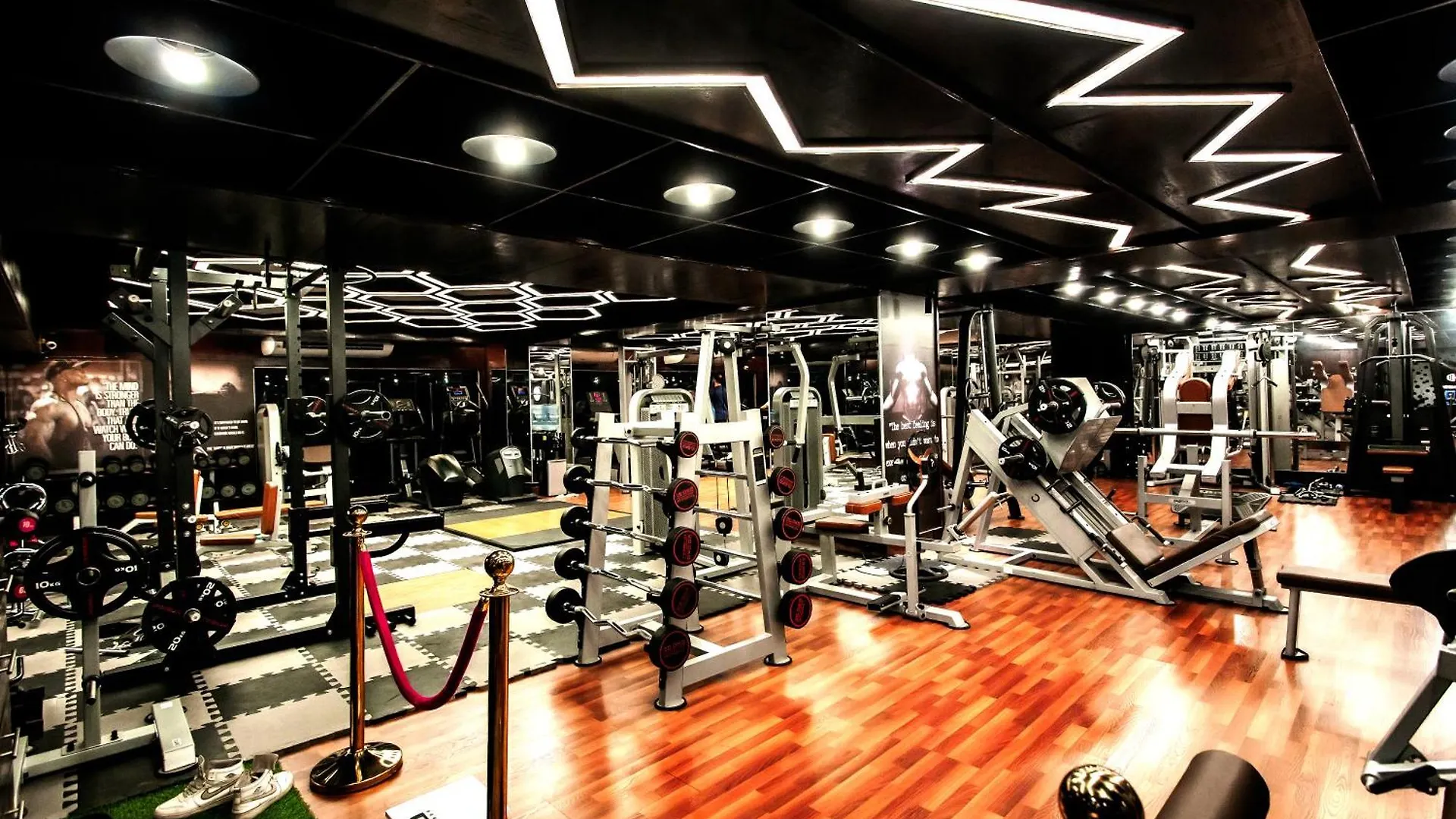 ホテル Central Inn & Spa ダッカ