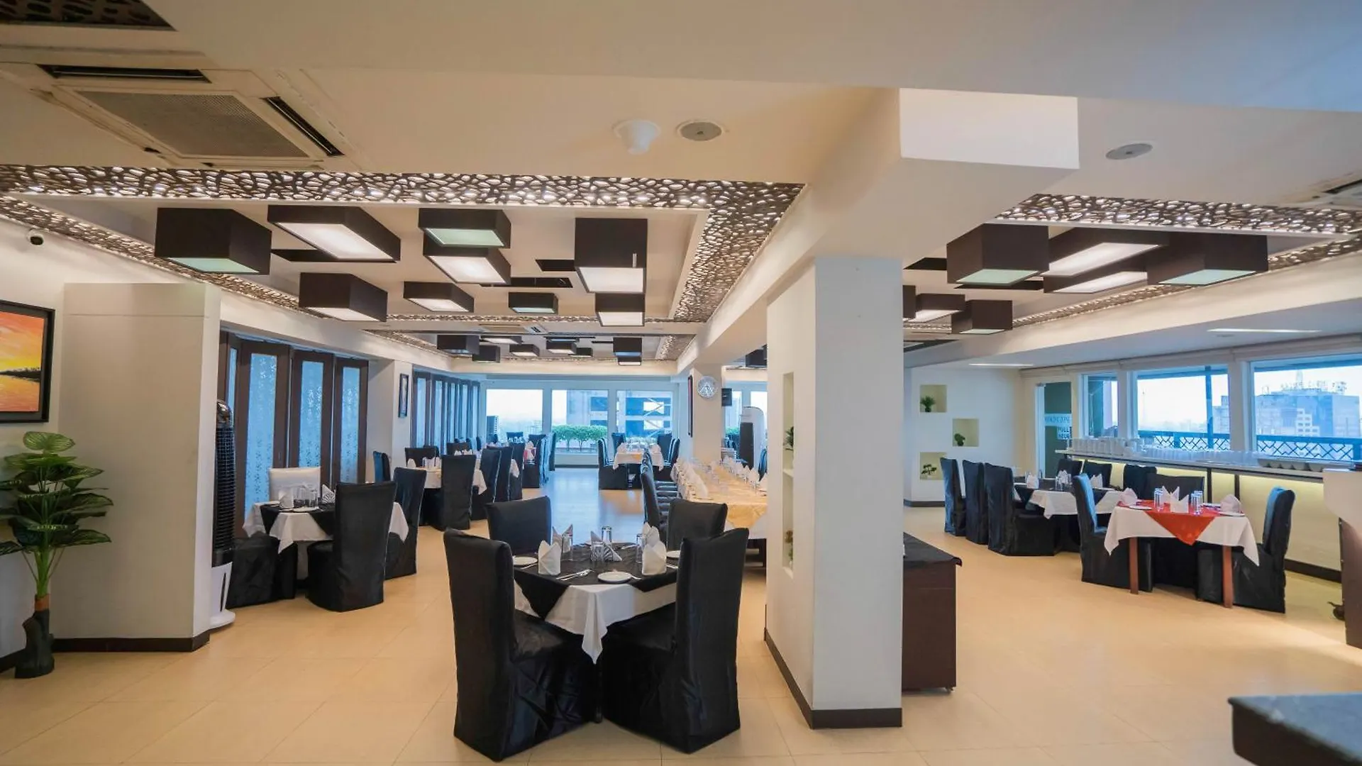 Central Inn & Spa Dhaka Hotel