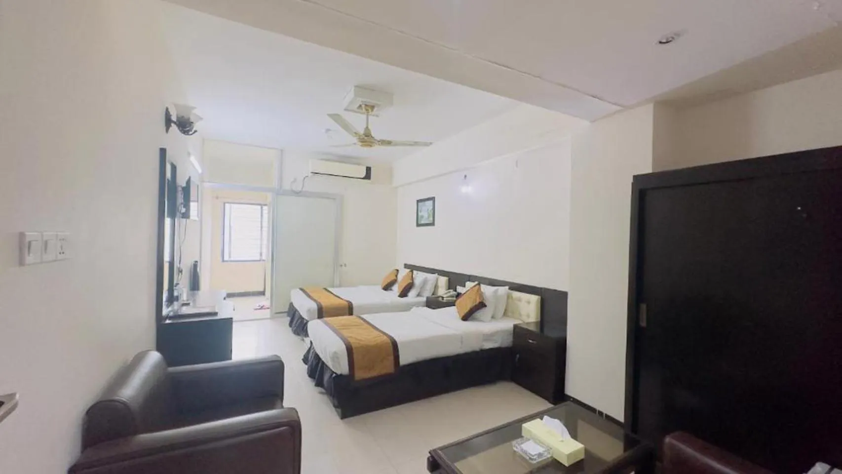 Central Inn & Spa Dhaka 3*,