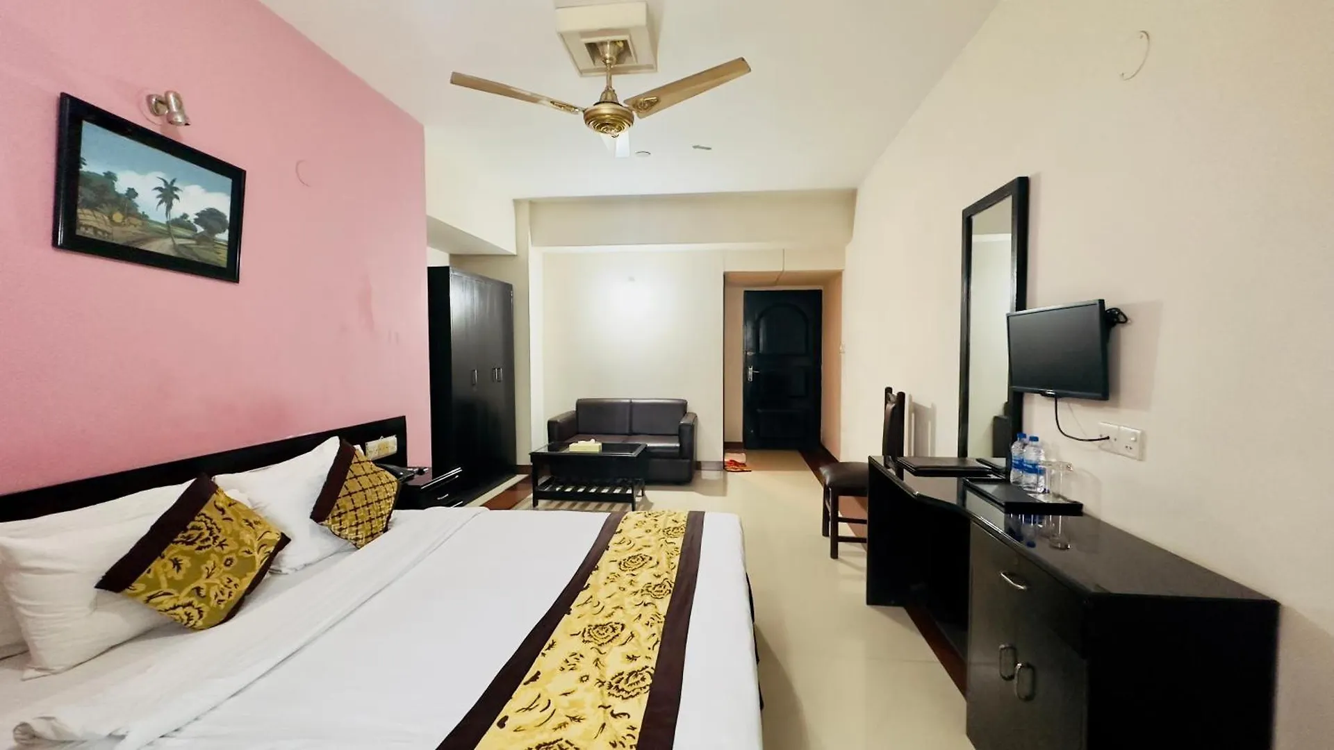 Central Inn & Spa Dhaka