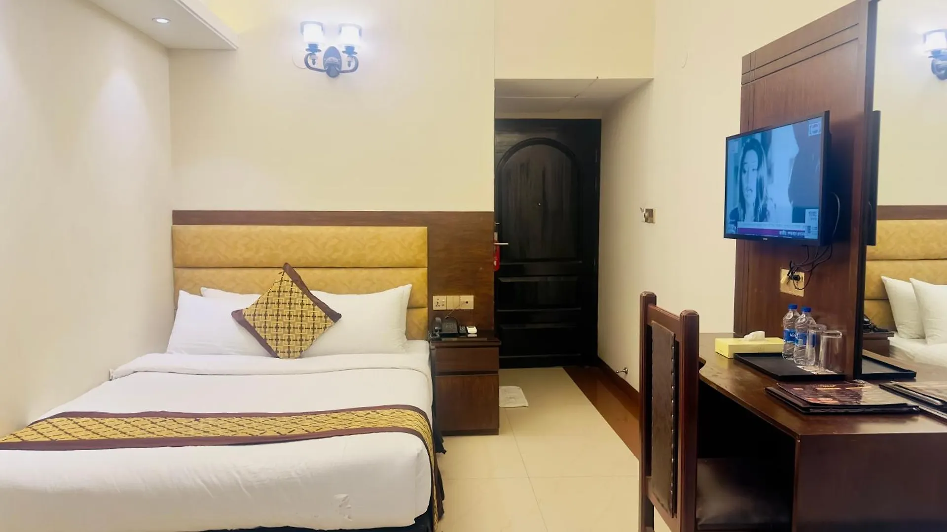 Central Inn & Spa Dhaka 3*,