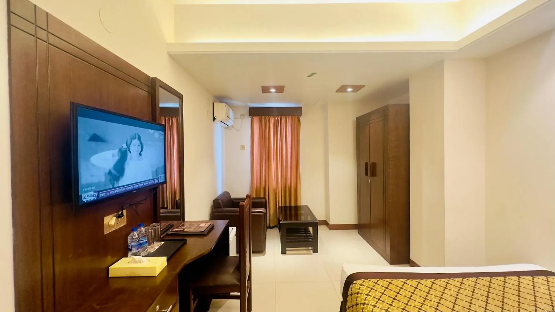Central Inn & Spa Dhaka 3*,