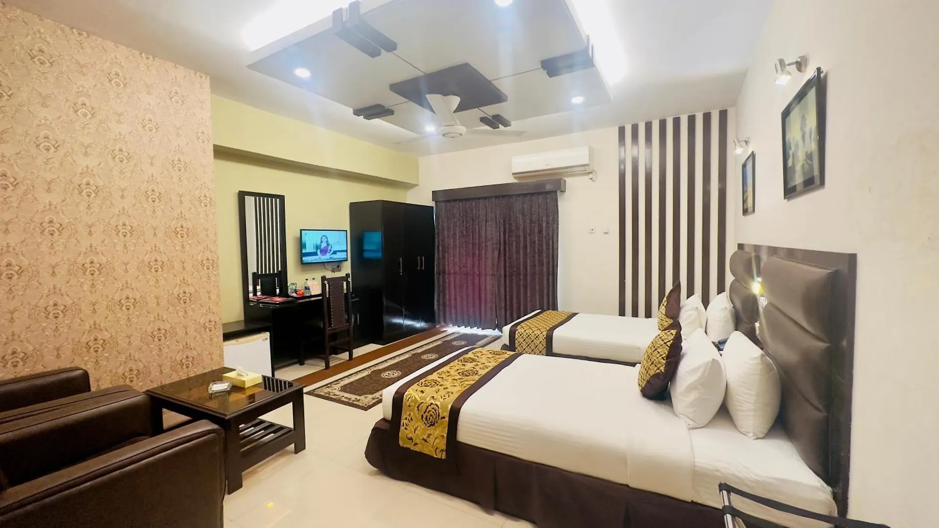 Central Inn & Spa Dhaka Hotel