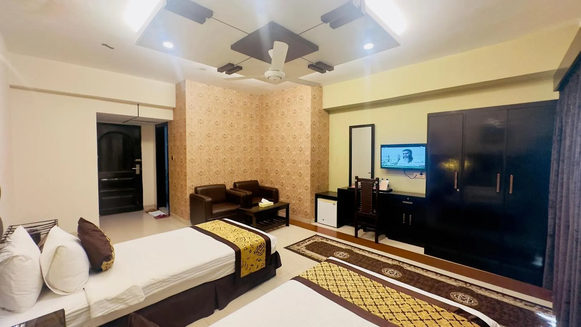 Central Inn & Spa Dhaka