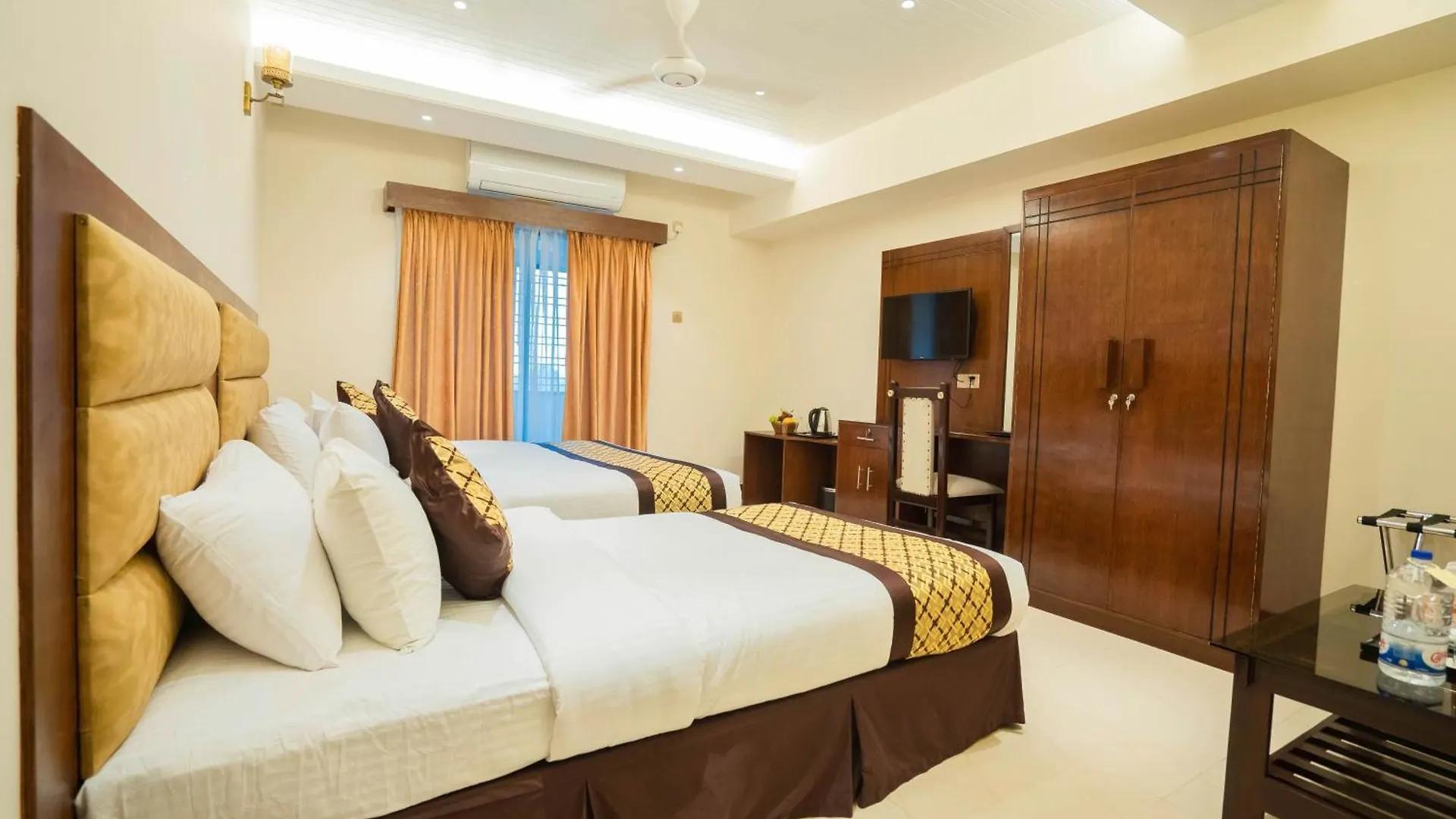 Central Inn & Spa Dhaka Hotel