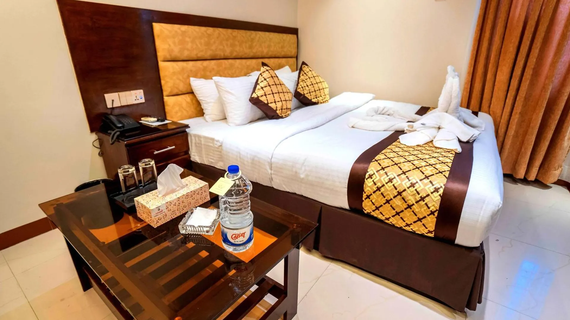 Central Inn & Spa Dhaka