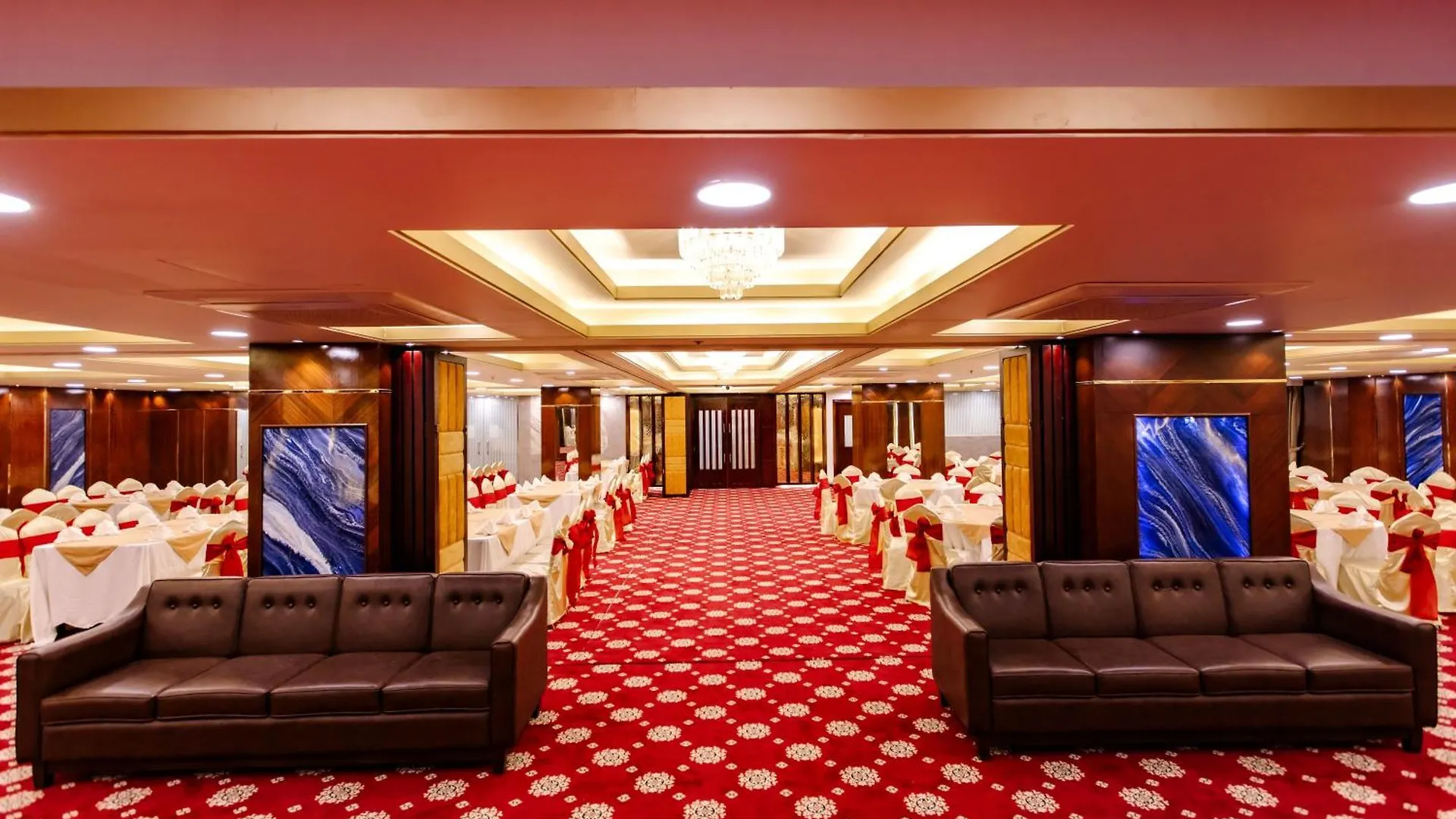 Central Inn & Spa Dhaka Hotel