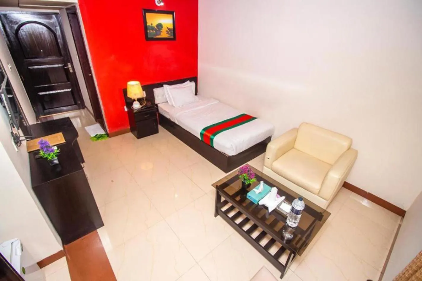 Central Inn & Spa Dhaka Hotel